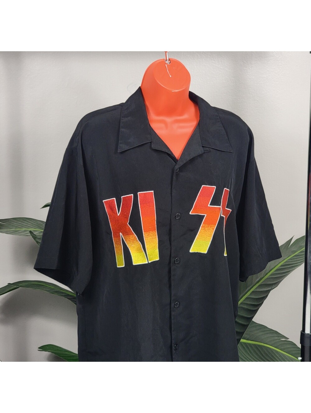 Vintage KISS Black Button-Up Short Sleeve Shirt Embroidered Band Logo Tee Y2K